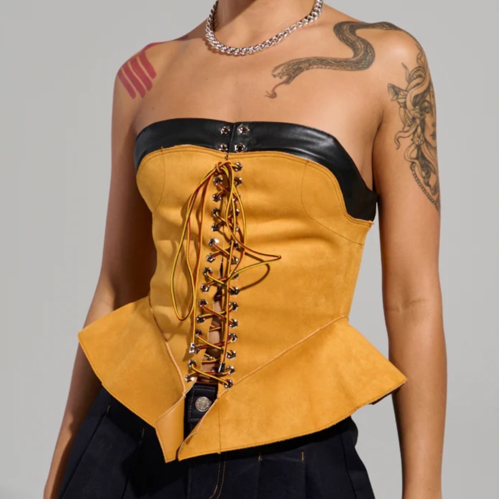 AKIRA - New Yorks Finest Corset
